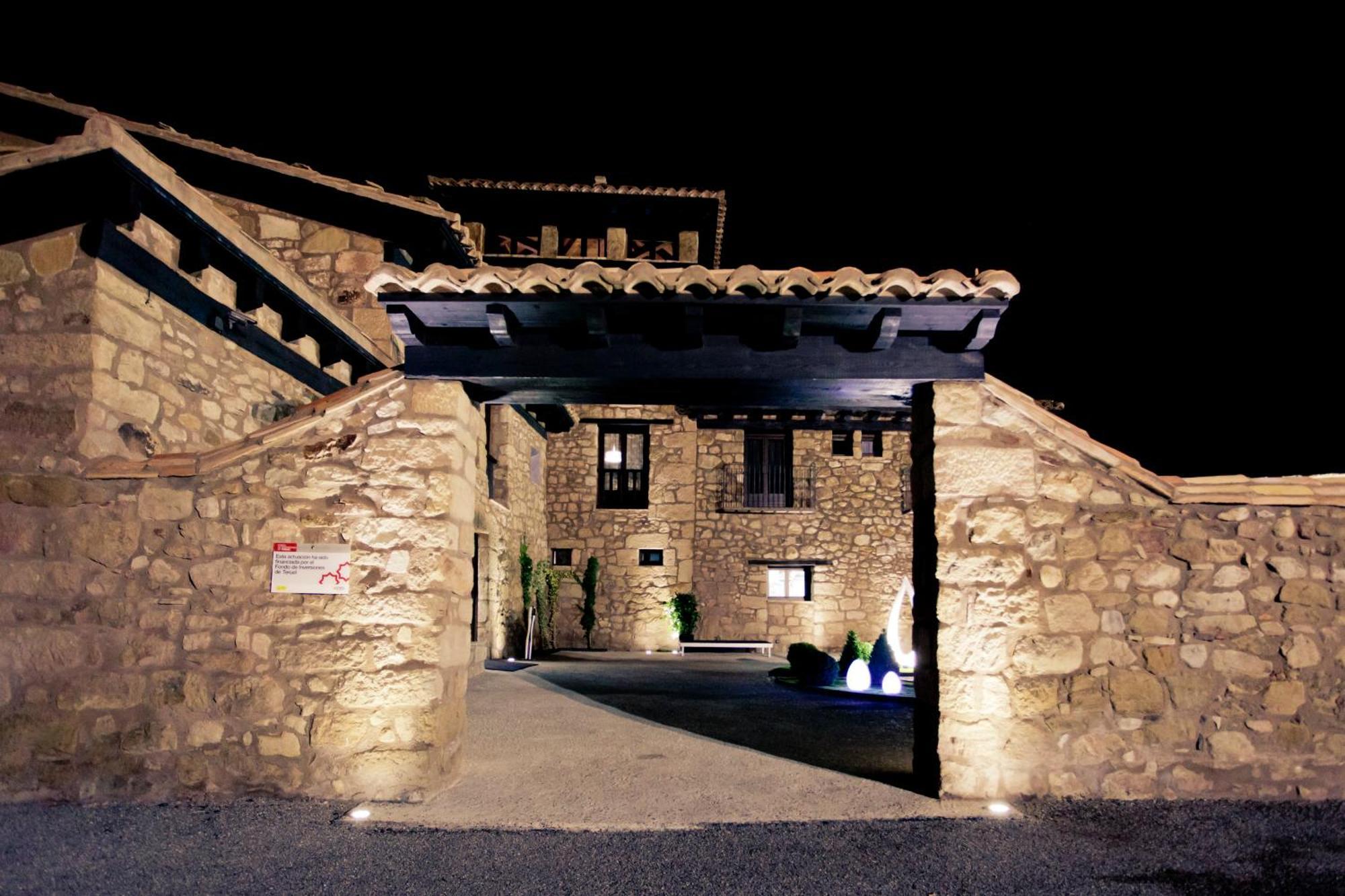 Hotel Restaurante Masia La Torre Mora de Rubielos Exteriör bild