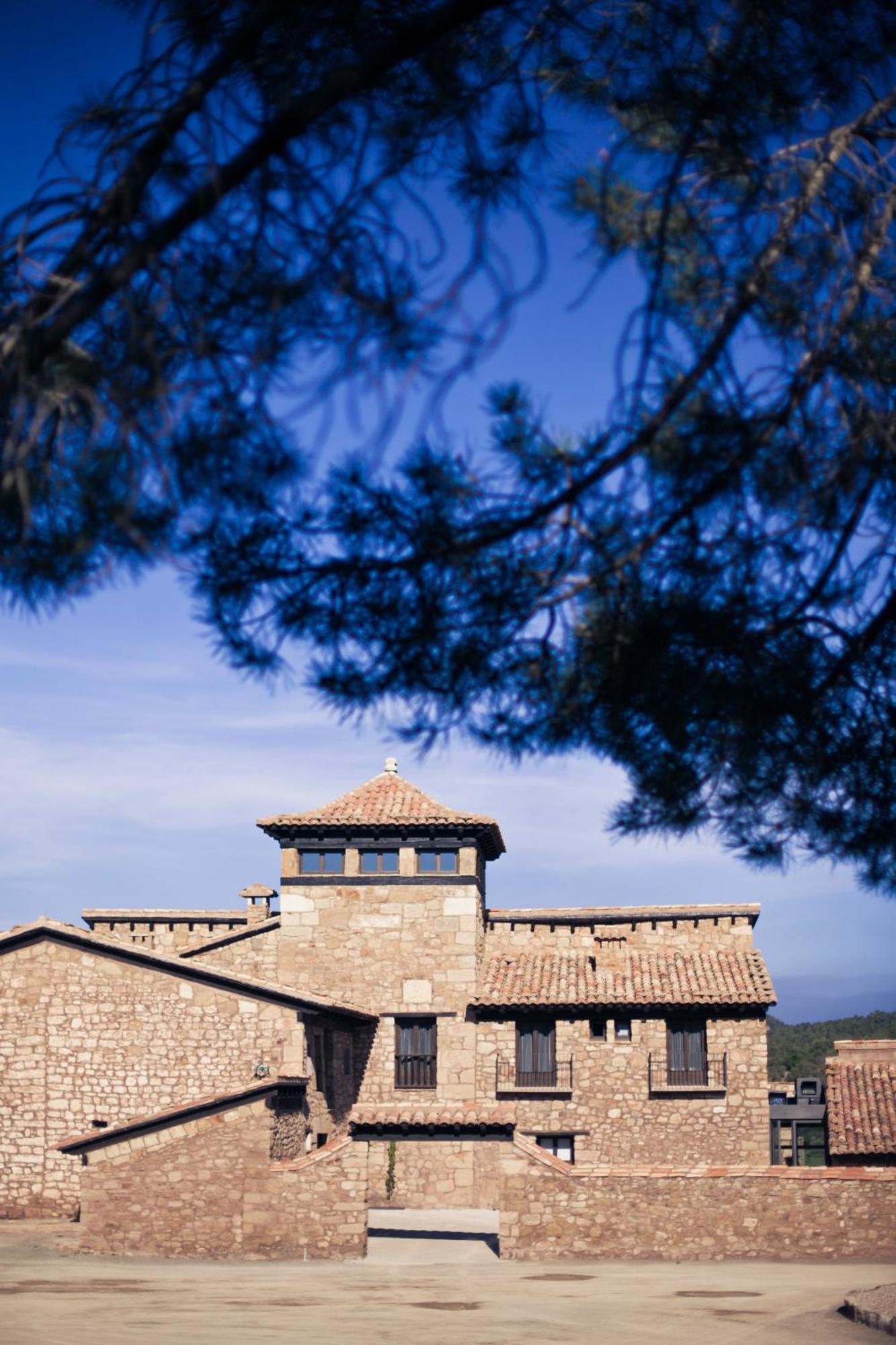 Hotel Restaurante Masia La Torre Mora de Rubielos Exteriör bild
