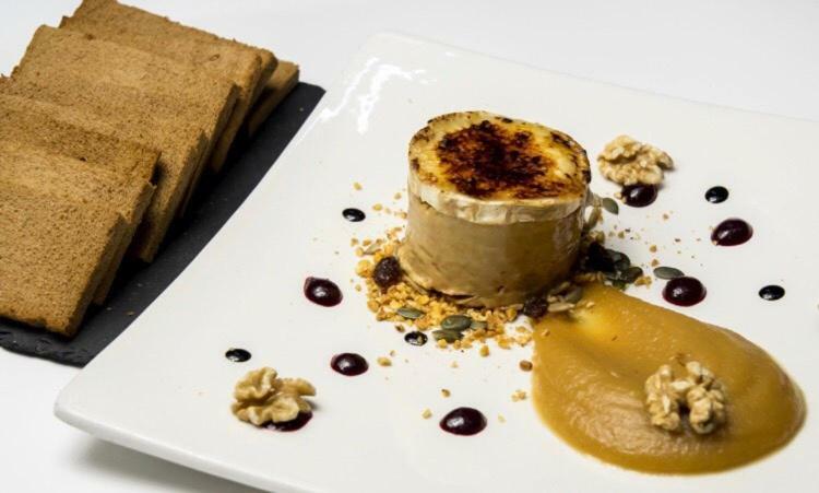 Hotel Restaurante Masia La Torre Mora de Rubielos Exteriör bild